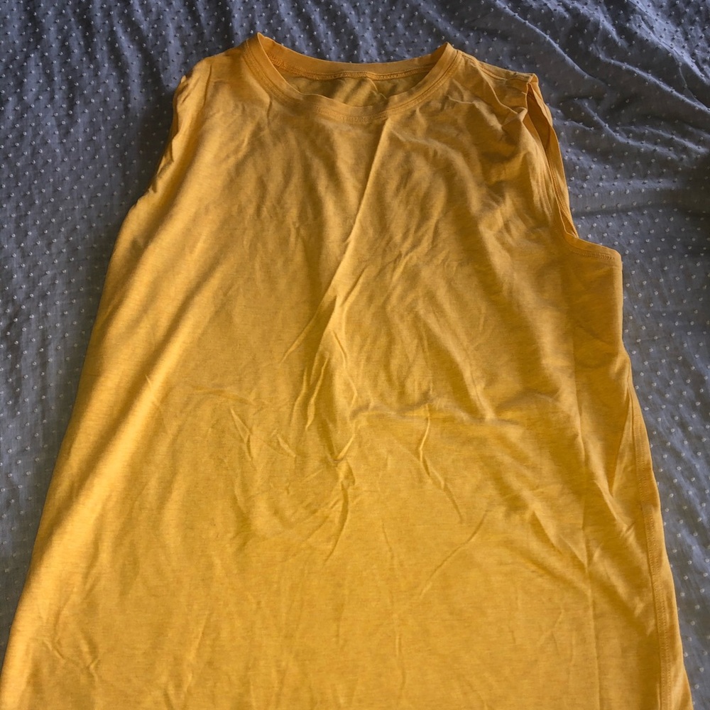 Lululemon Brunswick tank